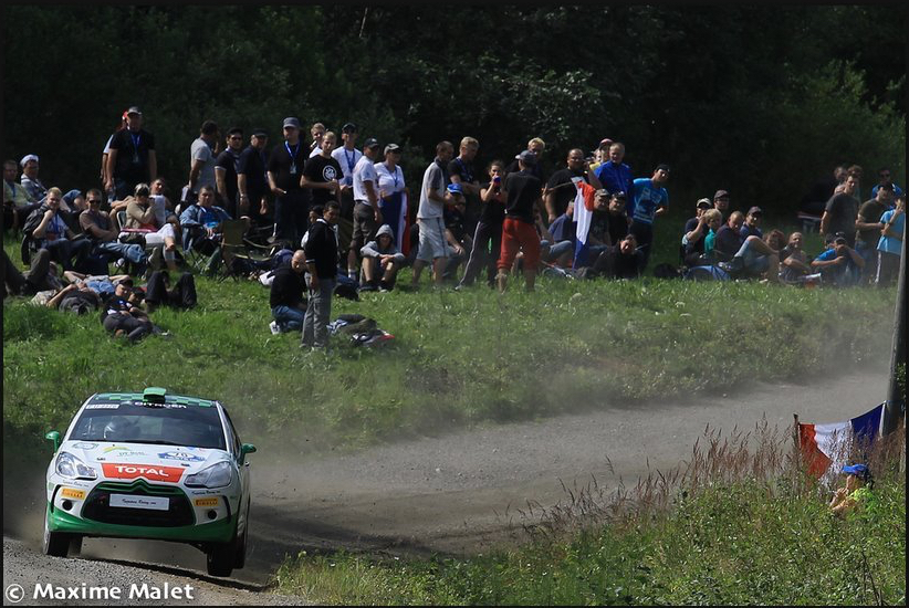 555678_403473123047460_141520274_n