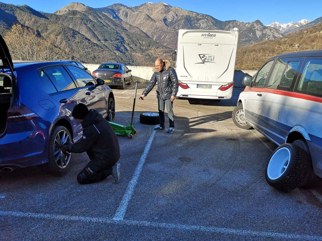 50333812_363948944399939_631561476154327040_n