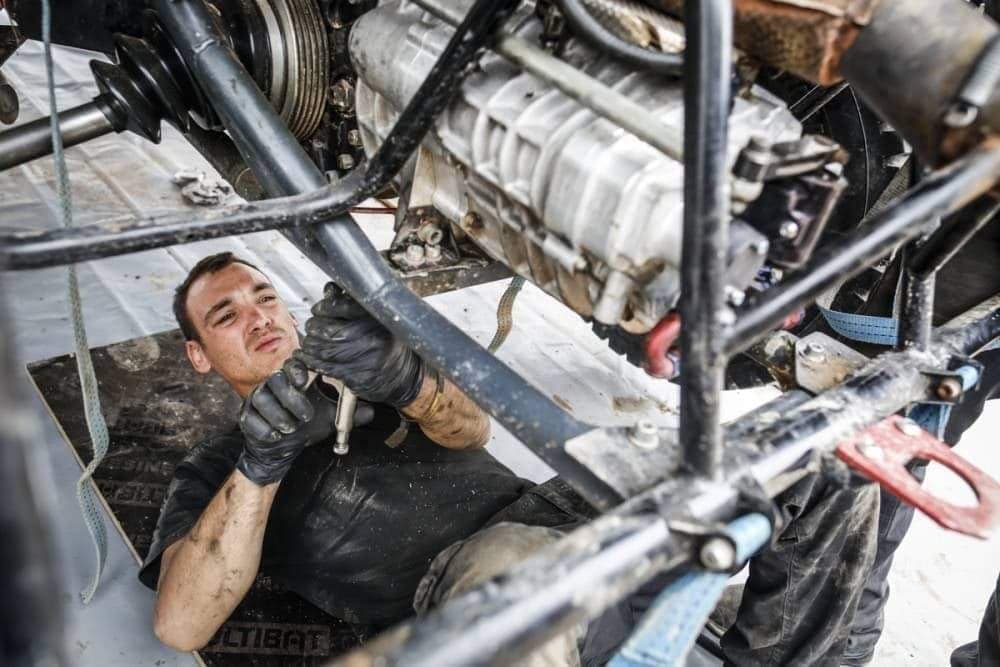 51149912_1032470293617721_473956401392123904_n