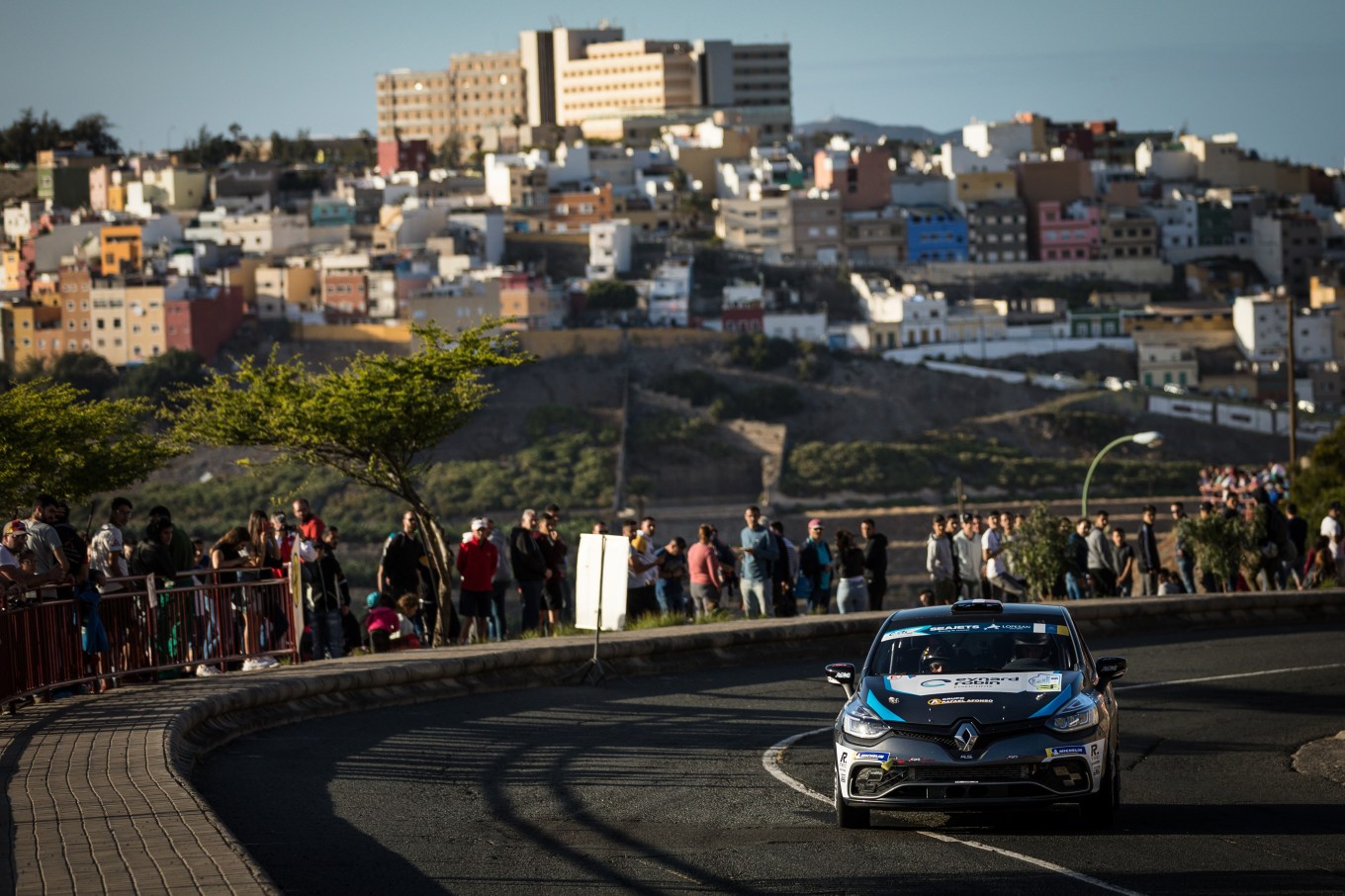 59469433_2297852527200082_3834493518504525824_n