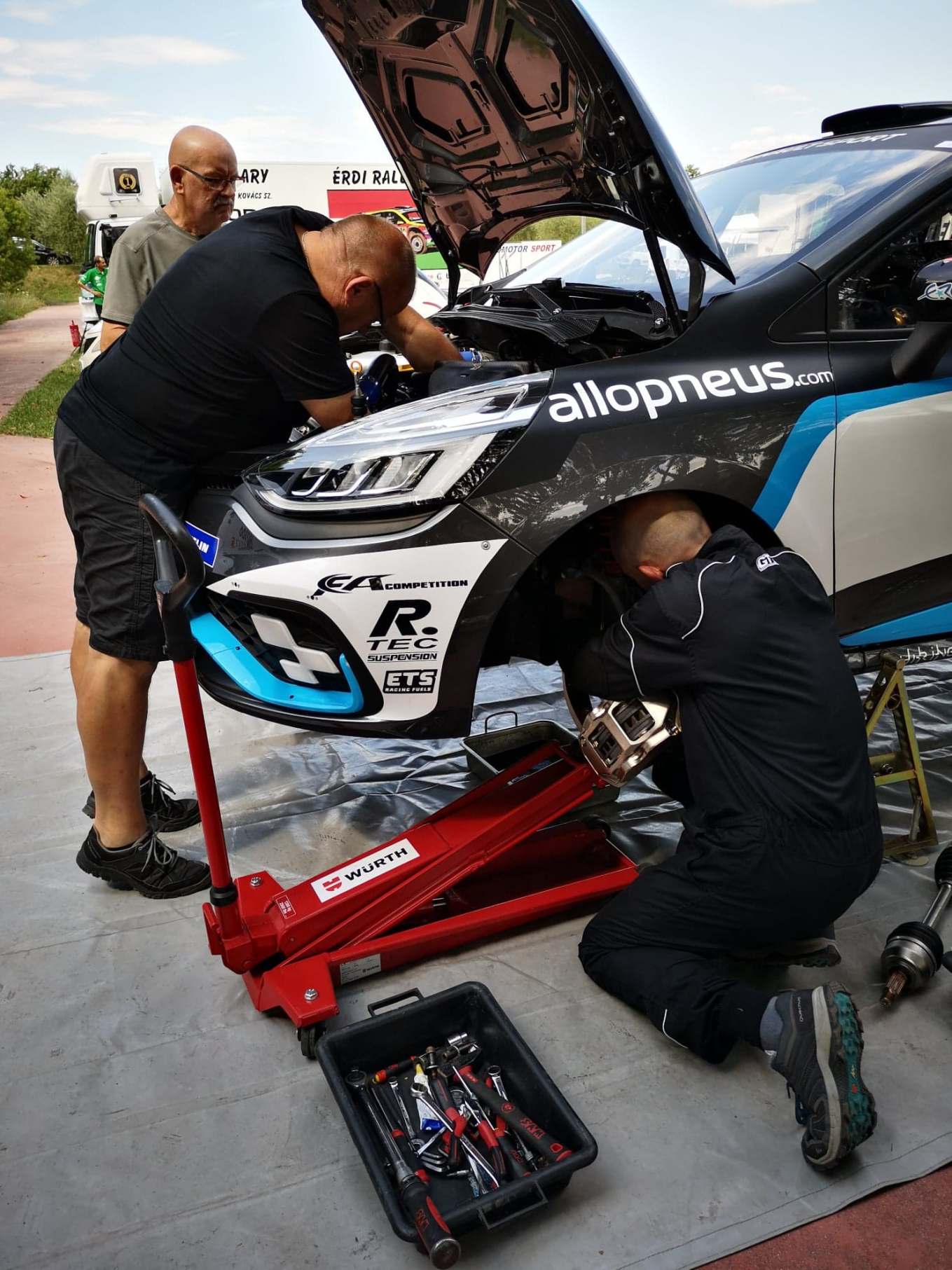 67160479_2070459633256385_1571332936500772864_n