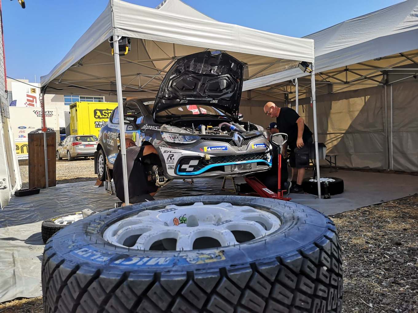 71094300_483672212486068_896686182384009216_n