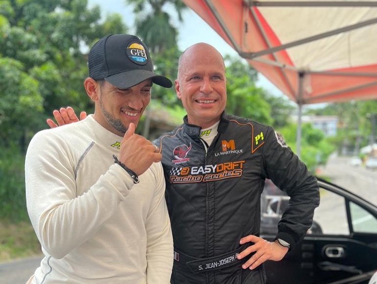 361092388_832445775116148_5371141030979538900_n