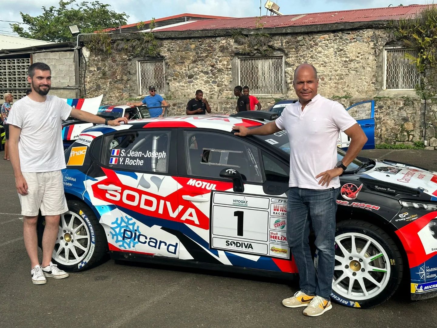 363361093_220630344278690_6541884384974250283_n